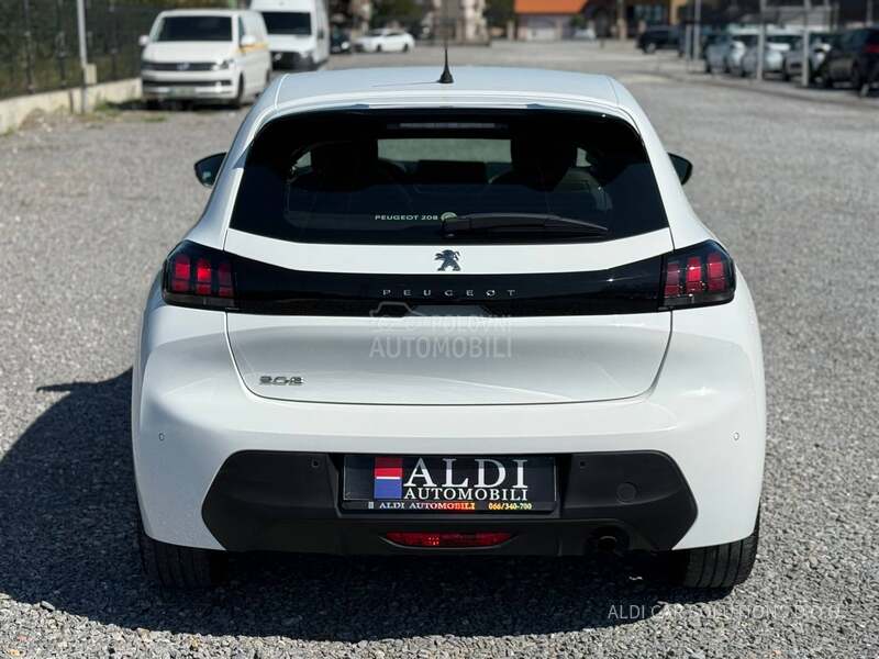 Peugeot 208 1.2 Business