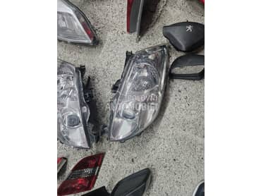 farovi za Toyota Auris od 2006. do 2012. god.