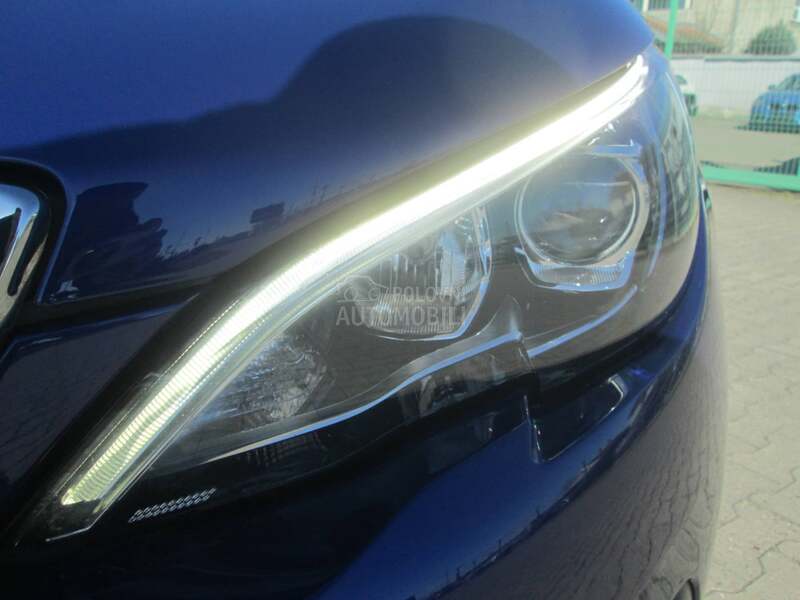 Peugeot 308 1.5 BHDI EAT8
