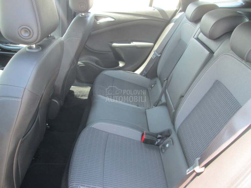 Opel Astra K 1.5 CDTI Elegance
