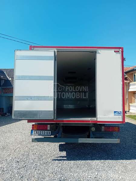 Mercedes Benz Atego 812