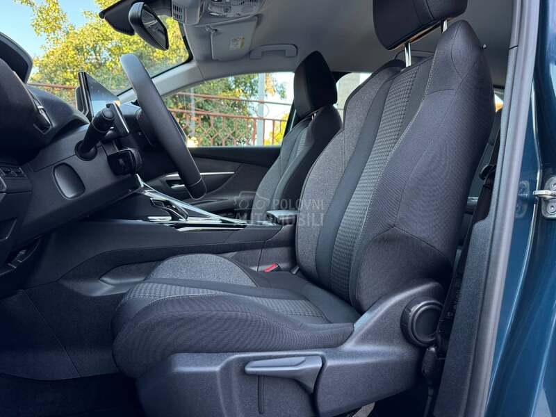 Peugeot 3008 EAT8 ACTIVE BUSINESS