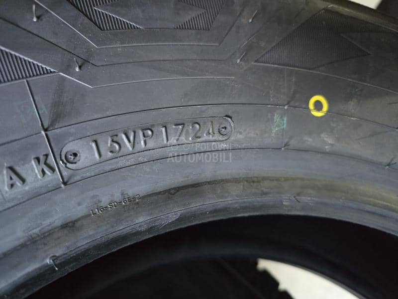 Toyo 225/75 R16 Zimska