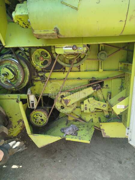 Claas Dominator 86