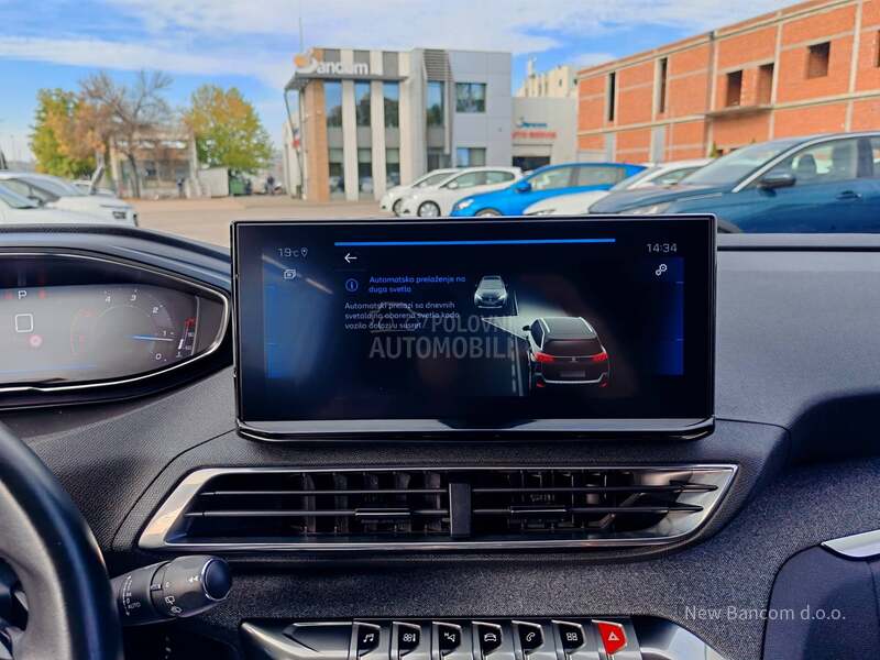 Peugeot 5008 1.5BlueHDI Premium