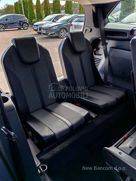 Peugeot 5008 1.5BlueHDI Premium