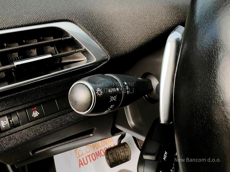 Peugeot 5008 1.5BlueHDI Premium