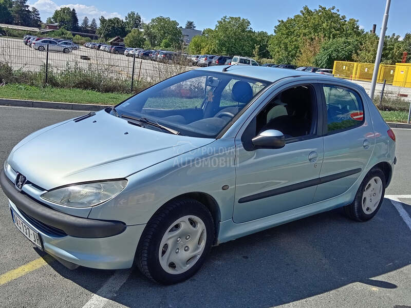 Peugeot 206 