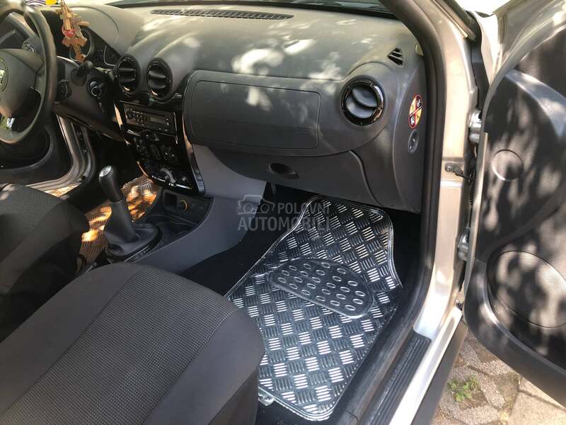 Dacia Duster 1.6