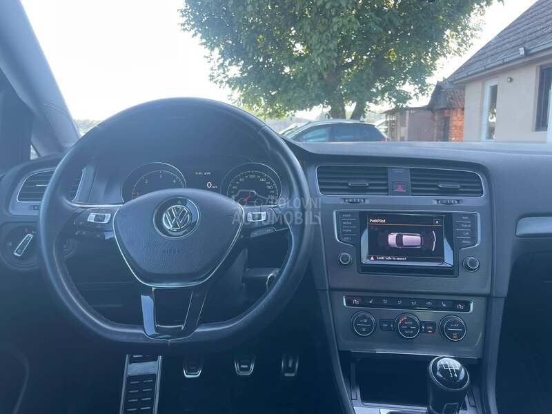 Volkswagen Golf 7 HIGHLINE