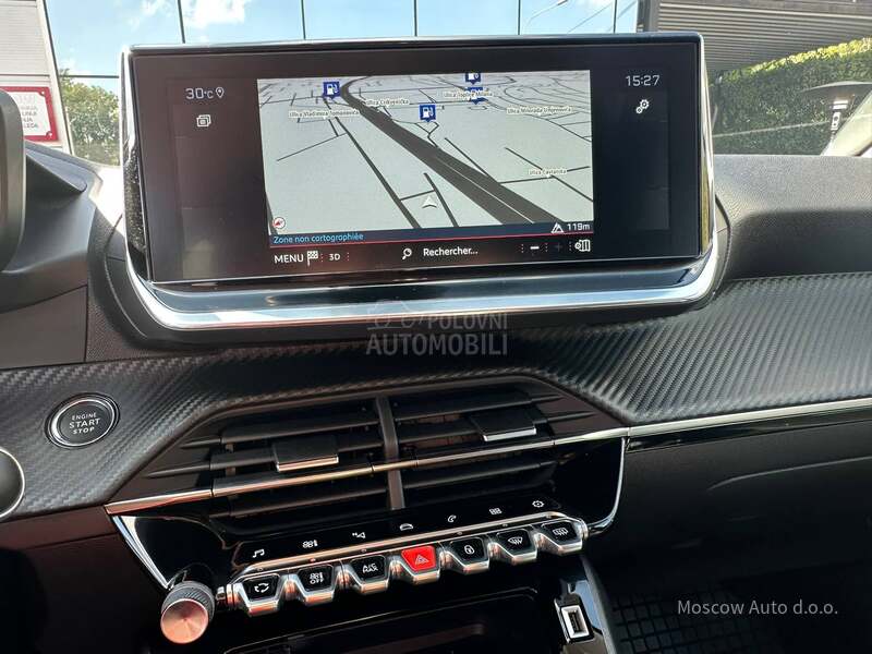Peugeot 208 Allure 1.2 AT