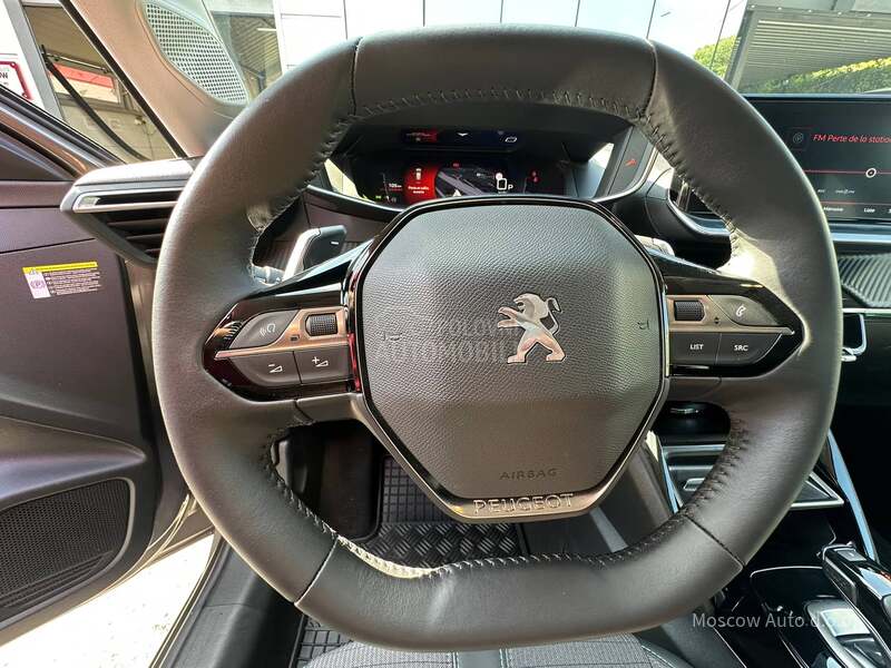 Peugeot 208 Allure 1.2 AT