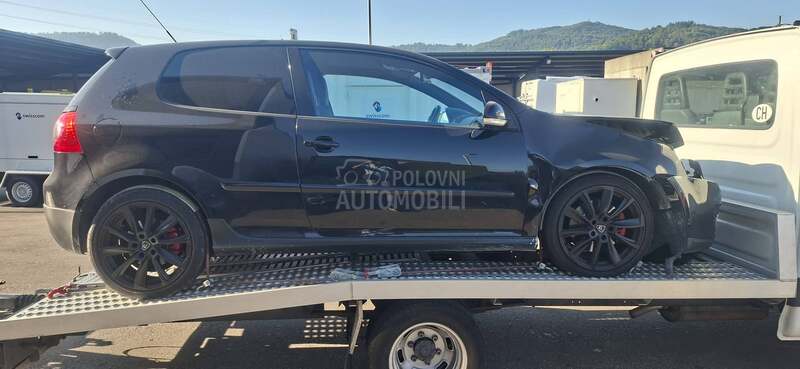 Volkswagen Golf 5 GTI