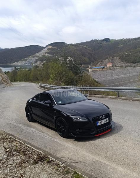 Audi TT 