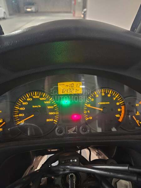 Honda Deauville NT 700
