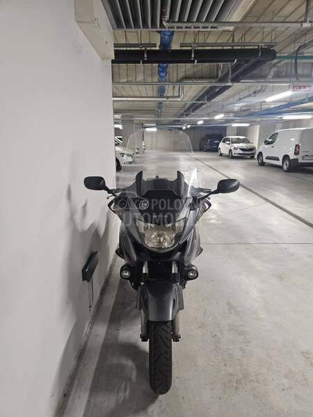 Honda Deauville NT 700