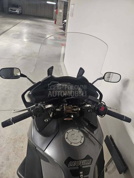 Honda Deauville NT 700