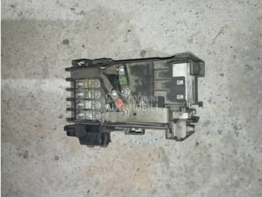 Modul osiguraca pametna klema za Peugeot 3008