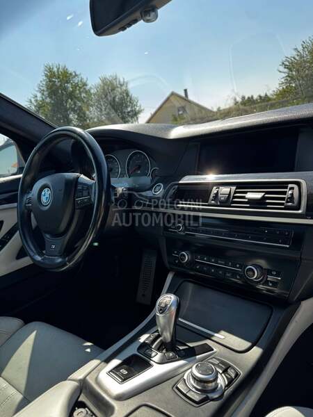 BMW M5 V8 4.4 USA