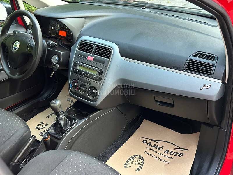 Fiat Grande Punto 1.4 8v DINAMIC
