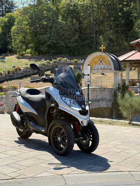 Piaggio mp3 sport
