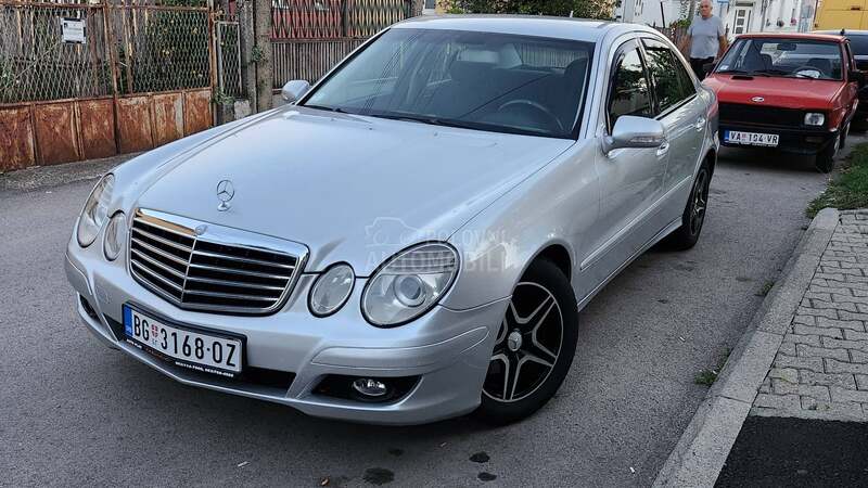 Mercedes Benz E 200 w211