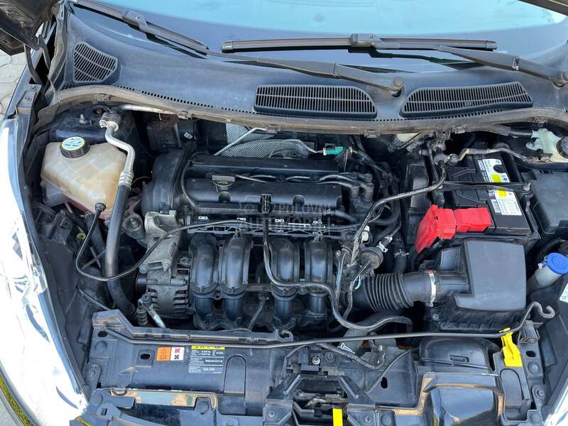 Ford Fiesta 1.4 OČUVANA CH