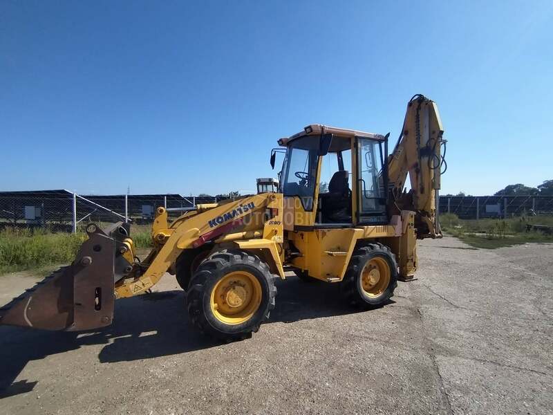 Komatsu WB98A