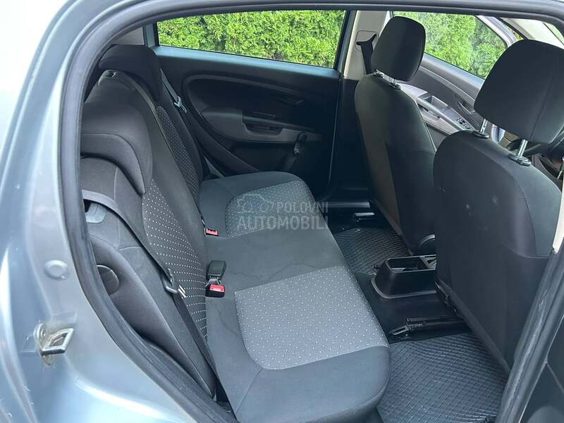 Fiat Grande Punto 1.4 8v DINAMIC