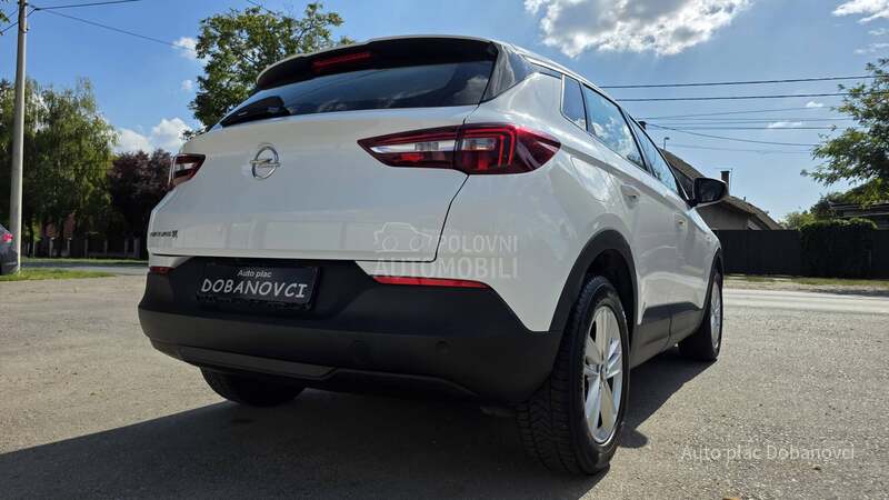 Opel Grandland X COSMOAut/Led far