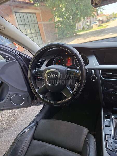 Audi A4 2009. god. -  kompletan auto u delovima