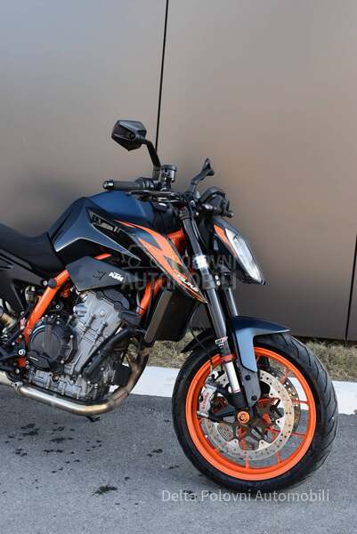 KTM 890 DUKE R