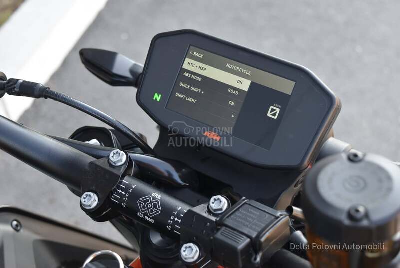 KTM 890 DUKE R