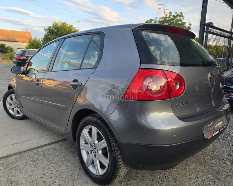 Volkswagen Golf 5 1.4 TSI