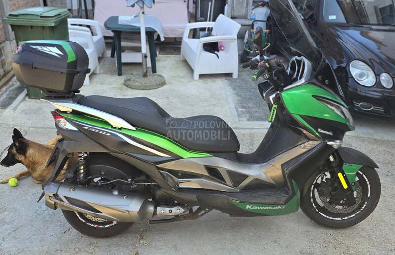 Kawasaki J300