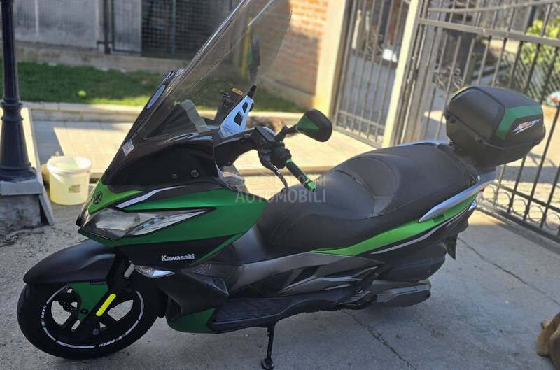 Kawasaki J300