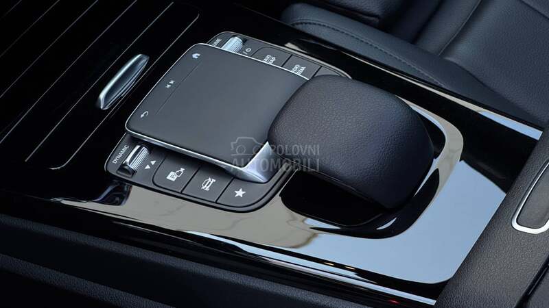 Mercedes Benz CLA 180 Pano/Multibeam