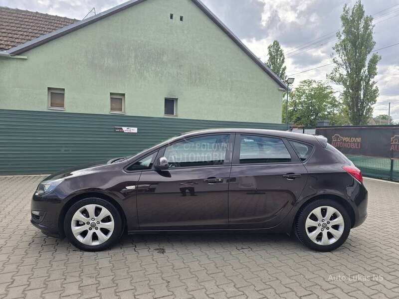 Opel Astra J 1.7 CDTI