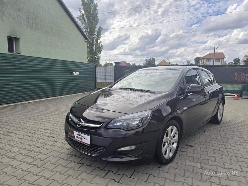 Opel Astra J 1.7 CDTI