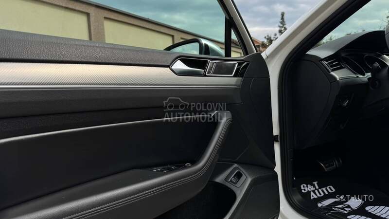 Volkswagen Passat B8 2.0 TDI/3XR-LINE/DSG