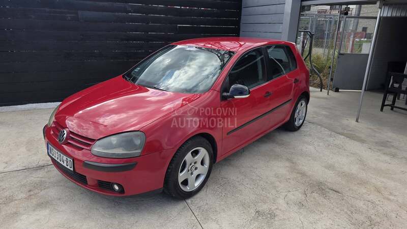 Volkswagen Golf 5 1.6