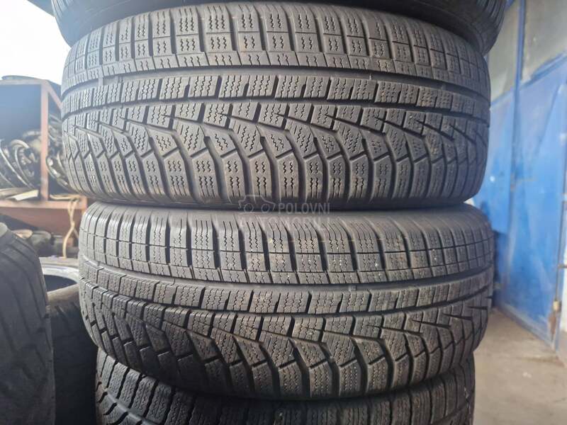 Hankook 205/60 R16 Zimska