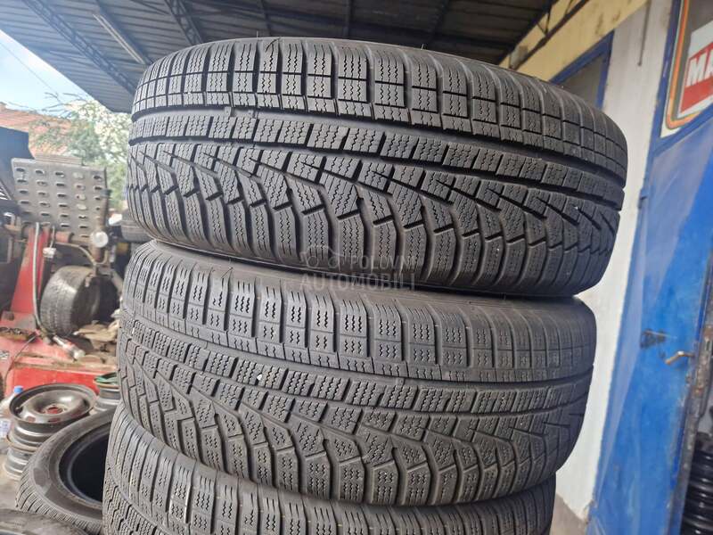 Hankook 205/60 R16 Zimska