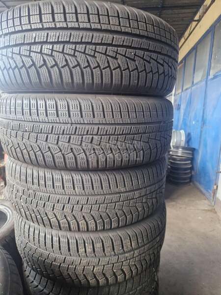 Hankook 205/60 R16 Zimska
