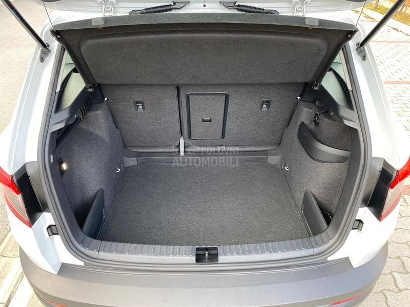 Škoda Karoq 1.6 DSG / Led / Xen