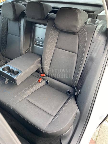 Škoda Karoq 1.6 DSG / Led / Xen