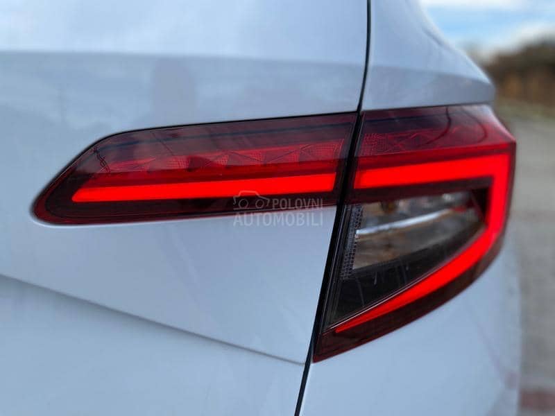 Škoda Karoq 1.6 DSG / Led / Xen