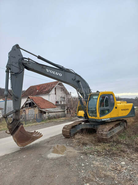 Volvo EC210