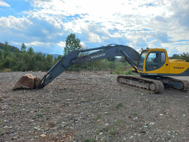 Volvo EC210