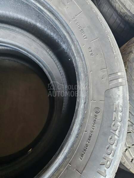 Ostalo 225/55 R17 Letnja